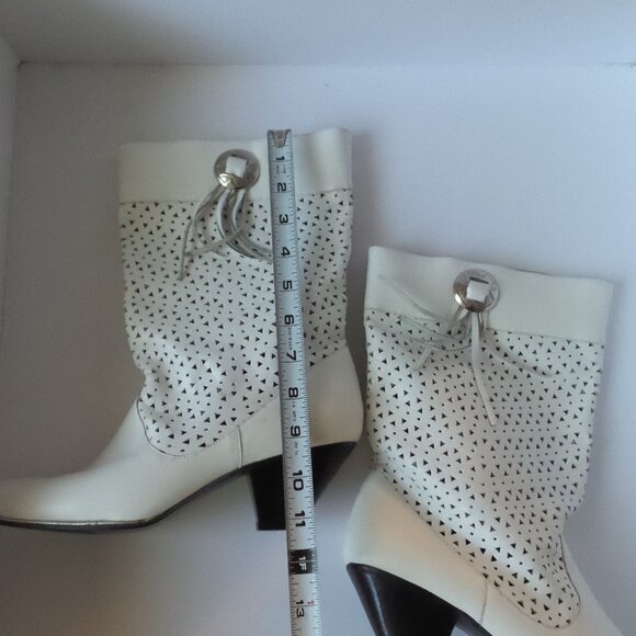 White leather western boots - Picture 11 of 14
